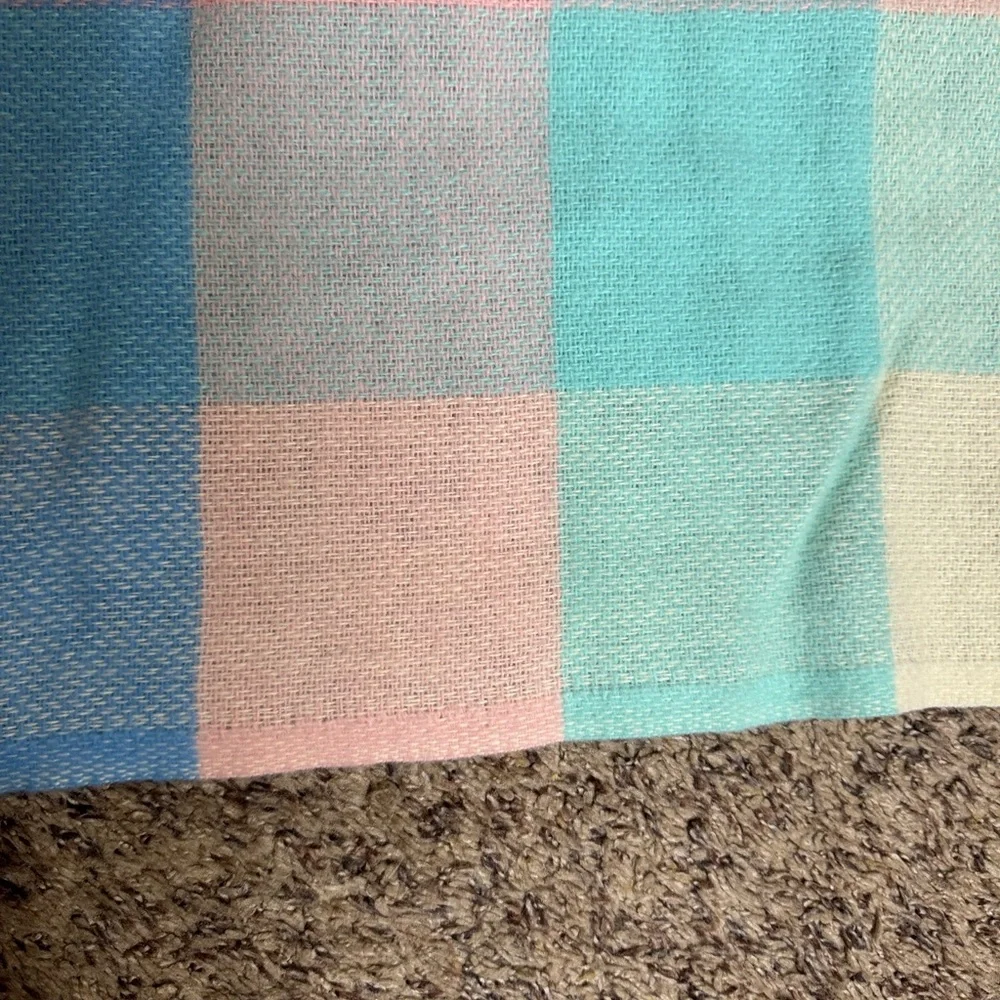 Vintage Chatham pastel blanket / throw with fringe ends New Made in USA